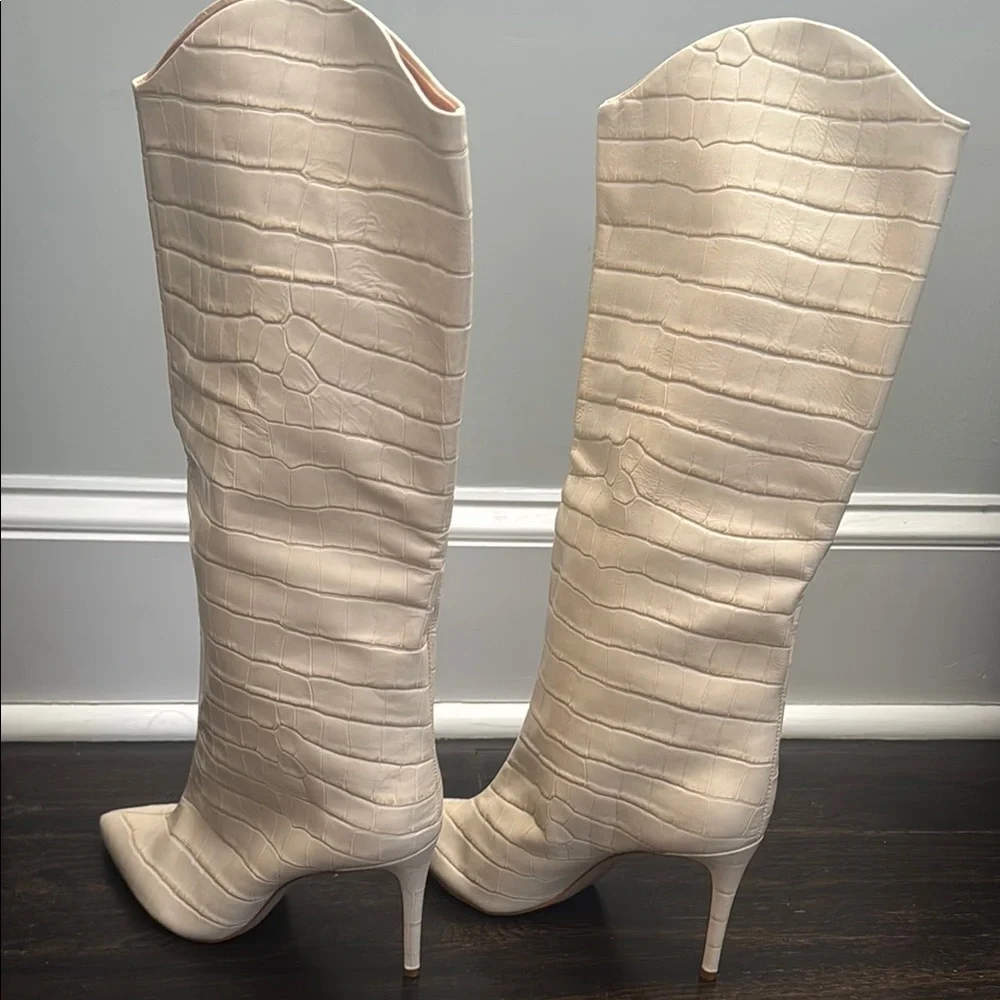 Schutz Maryana Pointed Toe Boots Cream 9.5 - Picture 4 of 4